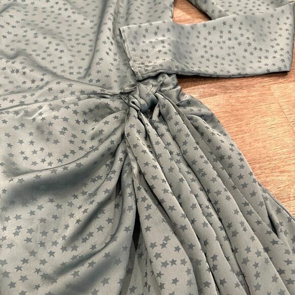 Lovers +‎ Friends Womens Small Sabina Mini Dress Satin Star Blue Green Open Back - Picture 3 of 8